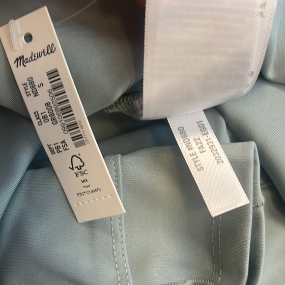 Madewell MWL Flex Dress, with sewn in shorts, Green, Small - Picture 7 of 8